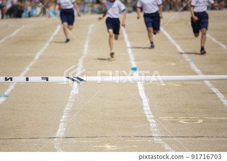Athletic meet foot race goal tape 91716703