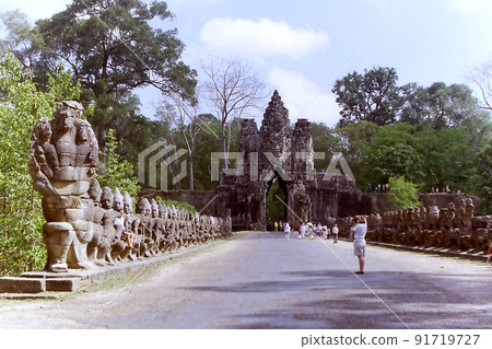 Angkor Wat / Angkor Wat archaeological site (introspection) Angkor Wat / Angkor Wat archaeological site (introspection) 91719727