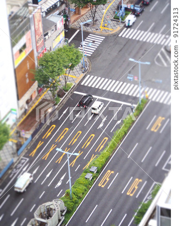 梅田周邊的雨天交通狀況 91724313