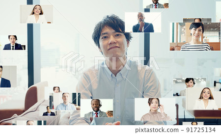 參加視頻會議的男士 91725134