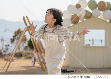 孩子 玩 生活方式 女孩 朋友 妹妹 育兒 孩子 玩 生活方式 女孩 朋友 妹妹 育兒 91727067