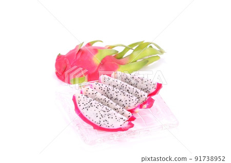 Dragon fruit tropical cut dessert bright background 91738952