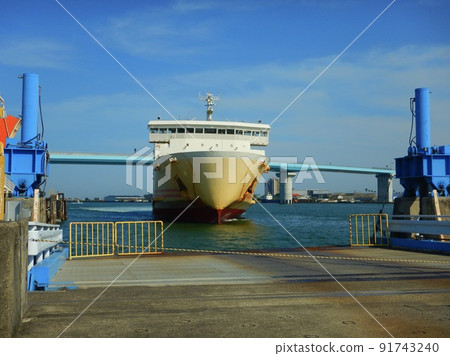 Board the Nankai Ferry from Tokushima Port. Board the Nankai Ferry from Tokushima Port. 91743240