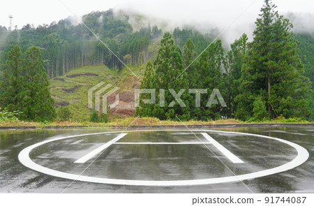 高知縣瀨戶川峽谷附近的直升機場 91744087