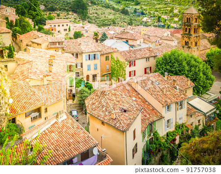 Moustiers-Sainte-Marie, France, Provence. 91757038