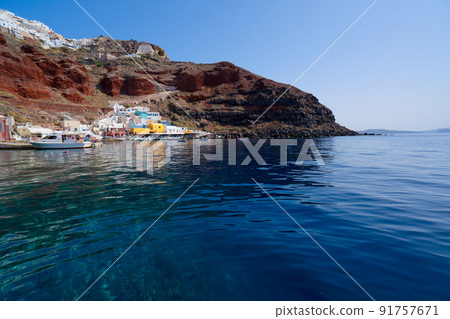 Amoudi bay, Santorini, Greece 91757671