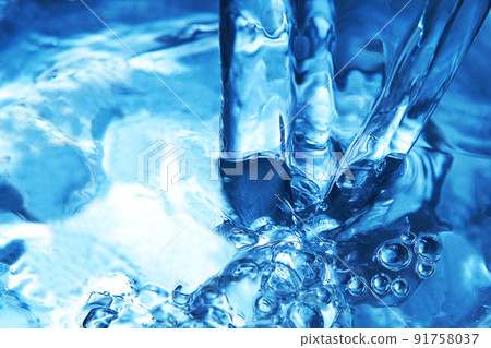 Water, splashes, ripples, water columns, ripples 91758037