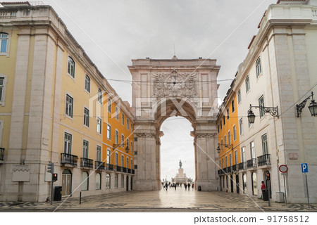 Rua Augusta Arch in Lisbon, Portugal 91758512