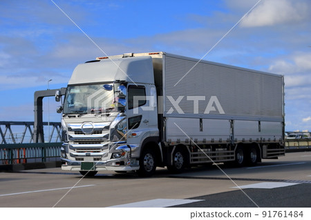 Logistics truck image Logistics truck image 91761484