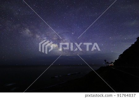 《Nichinan Coast, Miyazaki Prefecture》 Summer Milky Way and Starry Sky from Horikiri Pass 《Nichinan Coast, Miyazaki Prefecture》 Summer Milky Way and Starry Sky from Horikiri Pass 91764837
