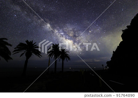 《宮崎縣日南海岸》堀切堀夏季銀河 《宮崎縣日南海岸》堀切堀夏季銀河 91764890