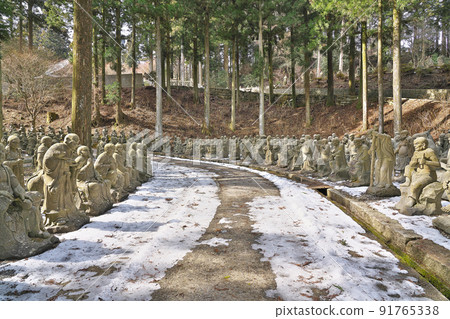 [Unpen Temple (Pilgrimage of 500 Rakan)] (Shikoku Sacred Ground No. 66 Unpen Temple) Norochi Shirachi, Ikeda-cho, Miyoshi City, Tokushima Prefecture 91765338