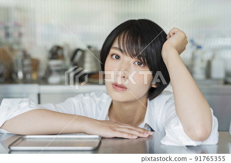 咖啡廳女員工 咖啡廳女員工 91765355