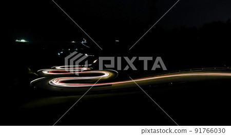 Hamyang Jianjae winding road at night light trajectory 91766030