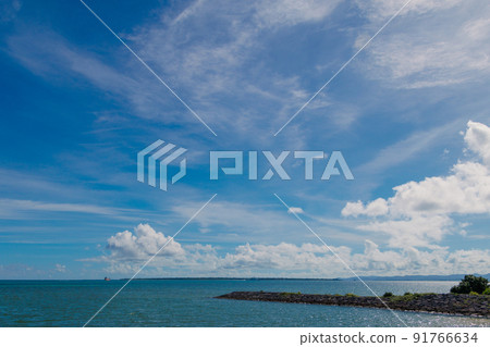 Landscape of the sea and blue sky 91766634