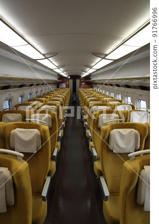 秋田新幹線E6系列（普通車指定席：車內） 91766996