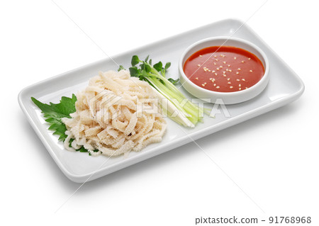 White omasum sashimi 91768968
