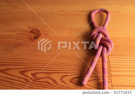 適合登山、露營和戶外活動的八字結 91771655