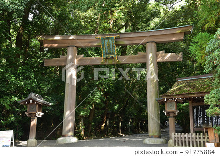 jin神社第二鳥居門 91775884
