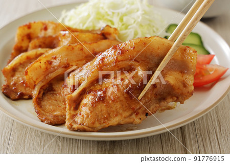 Ginger roasted pork loin meat 91776915