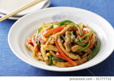 胡椒牛排用胡椒、胡椒和豬肉 91777732