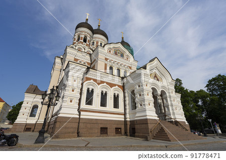 Aleksandr Nevskij cathedral in Tallinn, estonia. 91778471