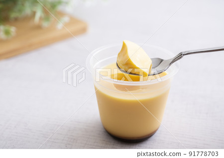 帶杯子的蛋奶布丁 91778703