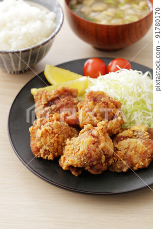  Deep-fried chicken 91780170