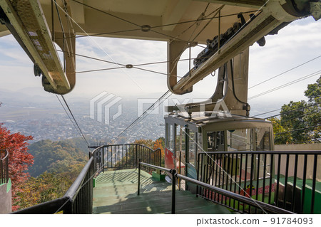 Hachiman Castle Ruins Station on the Hachimanyama Ropeway overlooking the castle of Omihachiman, Omihachiman City, Shiga Prefecture 91784093