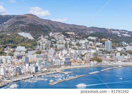 Atami City, Shizuoka Prefecture, a hot spring resort that represents Japan, the cityscape of Atami in fine weather Atami City, Shizuoka Prefecture, a hot spring resort that represents Japan, the cityscape of Atami in fine weather 91791592