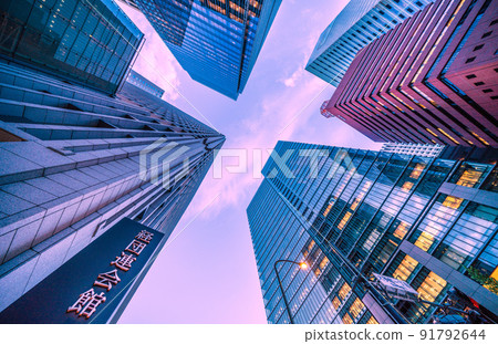 從日本東京 1 丁目看 Keidanren Kaikan 和大手町的辦公樓 = 7 月 8 日 91792644