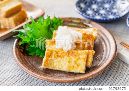 Baked thinly 91792675