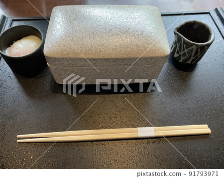 時尚的午餐 91793971