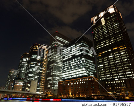 大阪中之島摩天大樓夜景 91796597