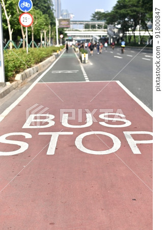 [Indonesia Jakar Evening] Bus Stop Sudirman Road 91800847