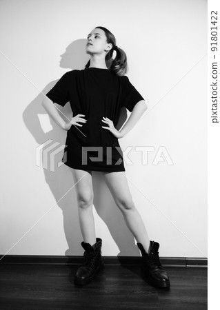 blond young woman blond young woman 91801422