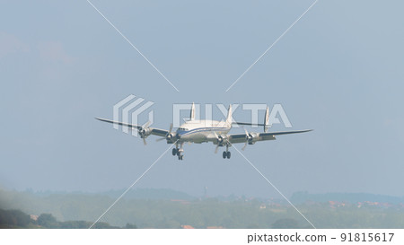 Lockheed L-1049G Super Constellation Landing Lockheed L-1049G Super Constellation Landing 91815617