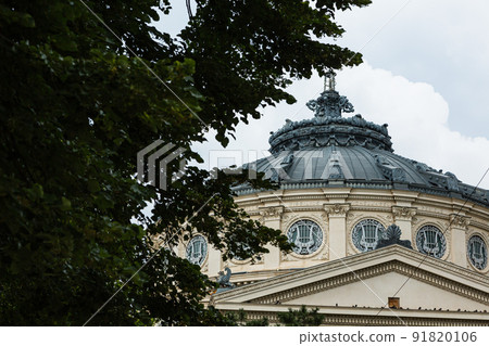 羅馬尼亞布加勒斯特的羅馬尼亞雅典娜音樂廳 羅馬尼亞布加勒斯特的羅馬尼亞雅典娜音樂廳 91820106