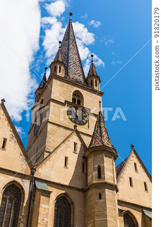 羅馬尼亞特蘭西瓦尼亞錫比烏歷史中心的錫比烏大教堂 羅馬尼亞特蘭西瓦尼亞錫比烏歷史中心的錫比烏大教堂 91820179