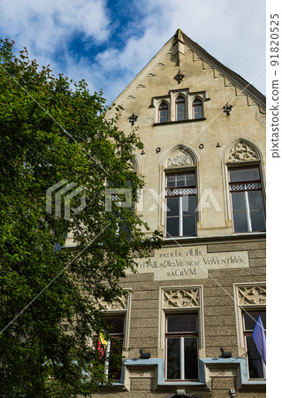 Yamagami School in the mountain of a school in the historical district of Sighisoara in Transylvania, Romania 91820525