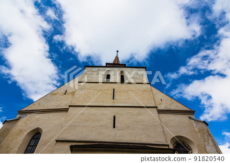 羅馬尼亞特蘭西瓦尼亞錫吉什瓦拉歷史街區一所學校山上的一座山教堂 91820540