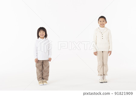 微笑的兄弟姐妹的肖像 91821909