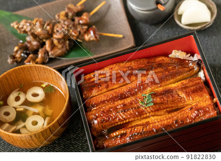 Unajū and liver skewers 91822830