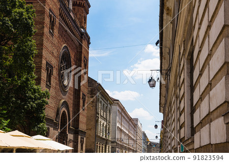 Synagogue in the old town of Timisoara in Transylvania, Romania 91823594