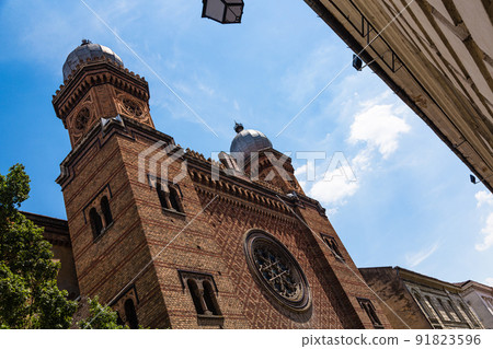 羅馬尼亞特蘭西瓦尼亞蒂米甚瓦拉老城的猶太教堂 91823596