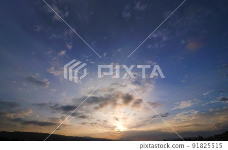 夏日早晨的天空,彩雲,超廣角,220625am,天空 夏日早晨的天空,彩雲,超廣角,220625am,天空 91825515