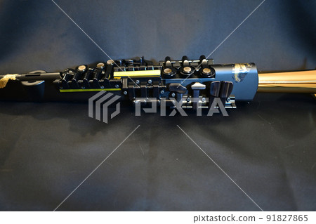 Up image of digital saxophone 91827865