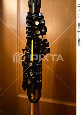 數字薩克斯管的向上圖像 數字薩克斯管的向上圖像 91827911