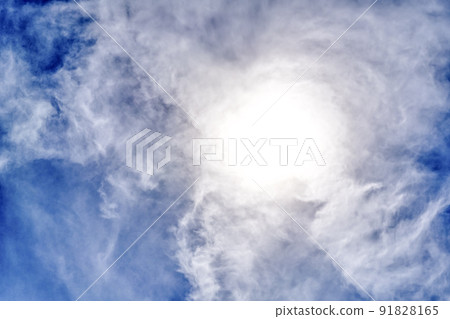 夏天天空太陽和雲彩橫濱 91828165