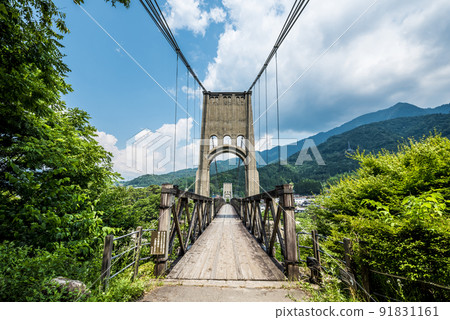 << Nagano Prefecture >> Momosuke Bridge, Nagiso Town, Kiso District << Nagano Prefecture >> Momosuke Bridge, Nagiso Town, Kiso District 91831161